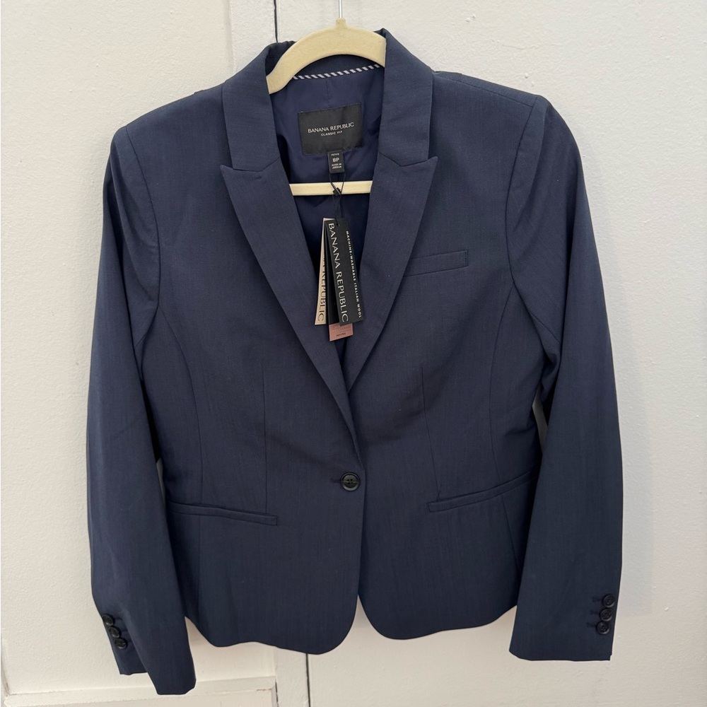 NWT Banana Republic Navy Blazer Classic Fit 8Petite